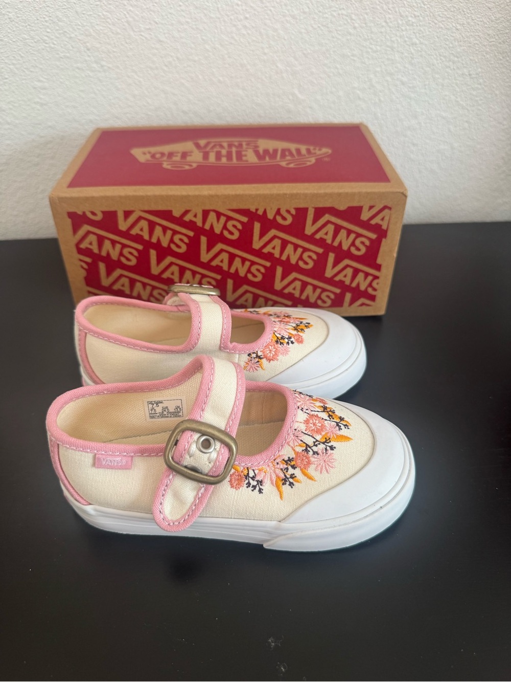 Vans Kids Cream Canvas Mary Jane Sneakers with Pink Trim & Floral Embroidery